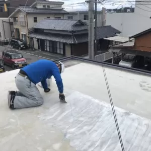 屋上防水　熊本県天草市　絶縁マット及びウレタン流しのサムネイル