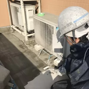 ベランダ防水　熊本市中央区　下塗り、メッシュ貼りのサムネイル