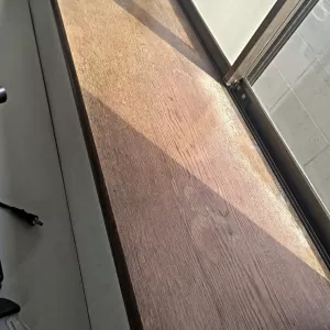 出窓カウンターが艶がなくなった時の艶復活塗装教えて♪のサムネイル