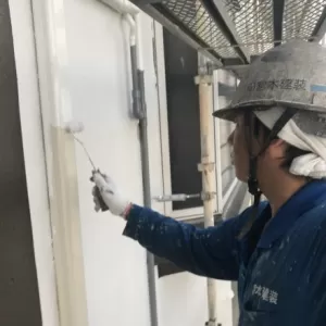 ホテルスリムダクト塗装　熊本市中央区中央街　スリムダクトケレン、中塗りのサムネイル