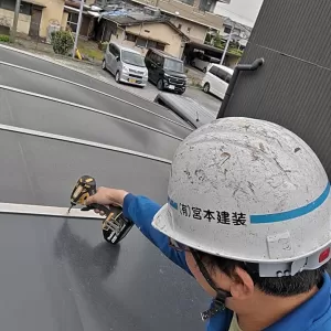 塗装用足場工事の妨げになる為カーポート脱着　熊本市北区清水新地のサムネイル