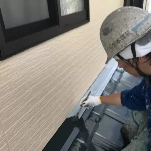 屋根板金塗装　熊本県菊陽町　付帯部塗装完了のサムネイル