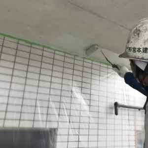 天井塗装　熊本市中央区神水　ベランダ天井中塗りのサムネイル