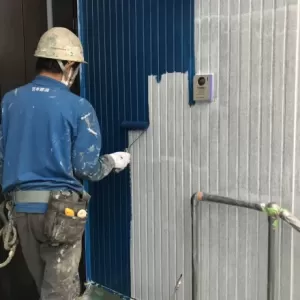 外壁塗装　熊本市北区高平　二色目中塗りのサムネイル