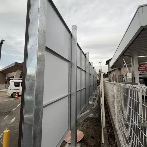 熊本県熊本市　店舗看板骨組塗装工事　ウレタン刷毛塗りのサムネイル