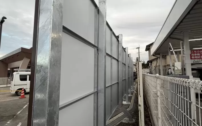 熊本県熊本市　店舗看板骨組塗装工事　ウレタン刷毛塗り
