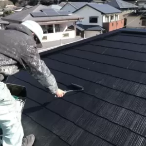 屋根塗装　熊本市北区清水　2階屋根、屋根板金上塗り完了！のサムネイル