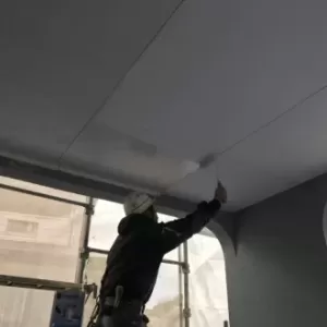 軒天井塗装　熊本市北区清水　軒天井塗装完了！（アレスセラマイルド使用）のサムネイル