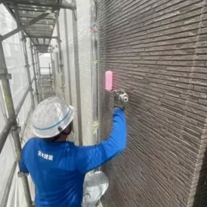 SPパワー２液弱溶剤形ふっ素樹脂クリヤー　外壁塗装工事　仕上げ状況　熊本市東区京塚のサムネイル