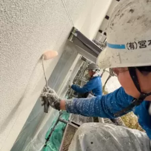 外壁オーデフレッシュSi手塗り仕上げ　熊本市北区清水　宮本建装のサムネイル